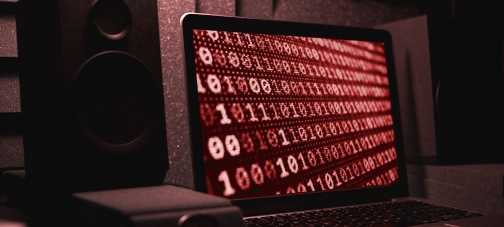 Proton mapeia 300 milhões de registros comprometidos em 2025 e expõe perfil dos alvos na dark web Proton mapeia 300 milhões de registros comprometidos em 2025 e expõe perfil dos alvos na dark web