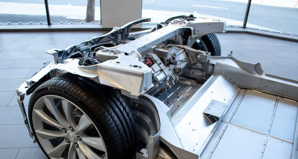 Fábrica em Goiás transforma argila iônica em insumo estratégico para ímãs de alta tecnologia