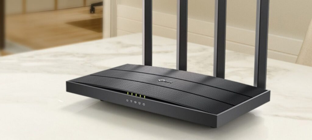 Estados Unidos avaliam proibir roteadores da TP-Link após apoio de cinco agências federais Estados Unidos avaliam proibir roteadores da TP-Link após apoio de cinco agências federais