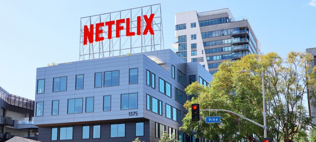 Netflix avalia aquisição dos estúdios e operação de streaming da Warner Bros Discovery, segundo fontes Netflix avalia aquisição dos estúdios e operação de streaming da Warner Bros Discovery, segundo fontes