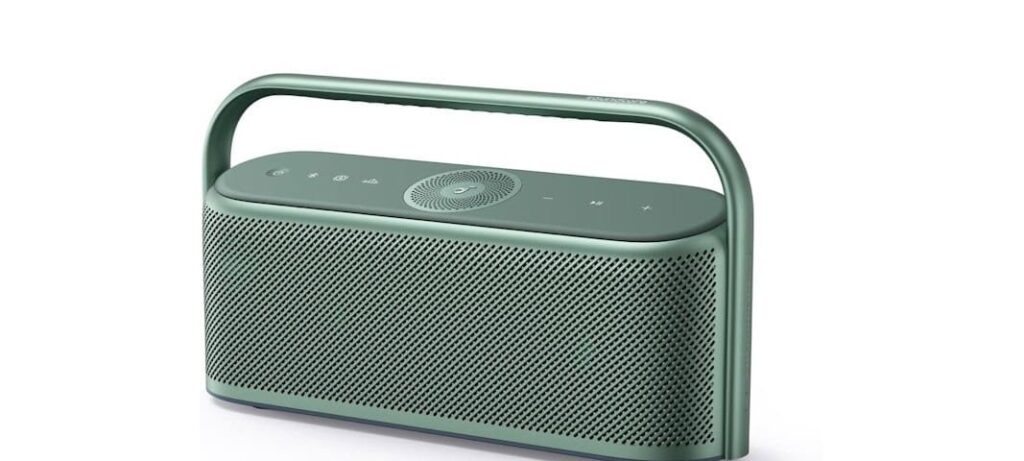 Caixa de som Anker Soundcore Motion X600 une áudio espacial, 50 W de potência e proteção IPX7 em oferta Caixa de som Anker Soundcore Motion X600 une áudio espacial, 50 W de potência e proteção IPX7 em oferta