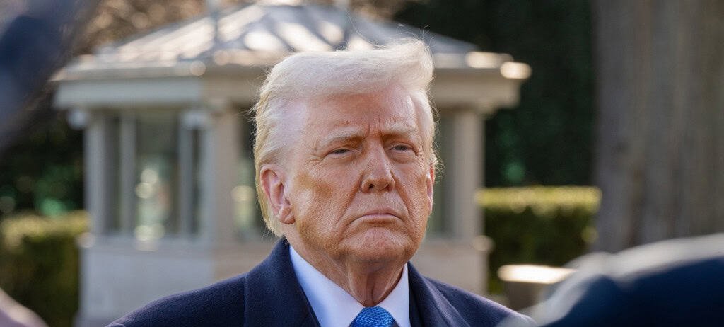 Bastidores da decisão de Trump que vetou a exportação dos chips Nvidia Blackwell para a China