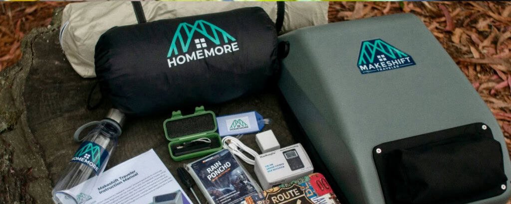 Mochila solar oferece recarga de celulares e suprimentos a pessoas em situação de rua nos Estados Unidos