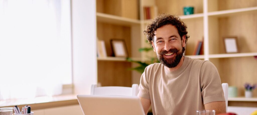 104 vagas remotas: oportunidades em Tecnologia, Marketing, Design, Produto e áreas administrativas 104 vagas remotas: oportunidades em Tecnologia, Marketing, Design, Produto e áreas administrativas