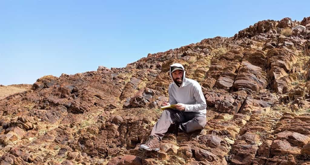 Rochas de 560 milhões de anos apontam ciclos rápidos no campo magnético da Terra Rochas de 560 milhões de anos apontam ciclos rápidos no campo magnético da Terra