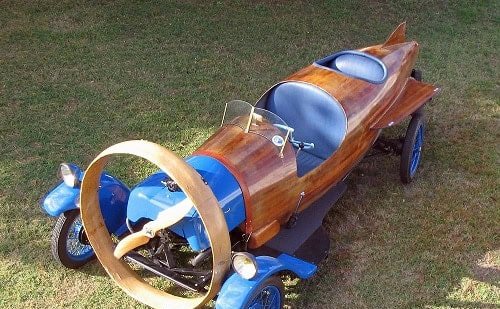 Helicron: o automóvel de 1932 movido a hélice que ainda circula pelas ruas de Nashville Helicron: o automóvel de 1932 movido a hélice que ainda circula pelas ruas de Nashville