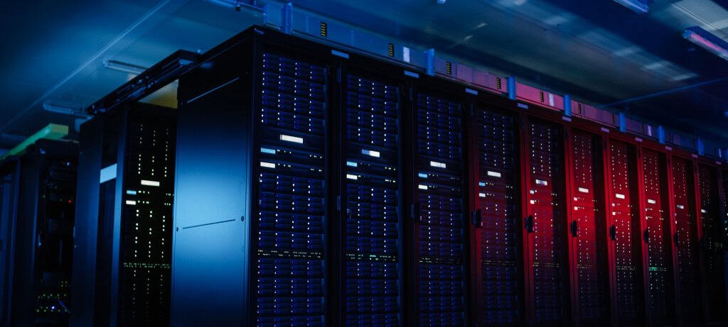 Escassez de energia elétrica paralisa data centers no Vale do Silício e expõe desafio estrutural nos EUA