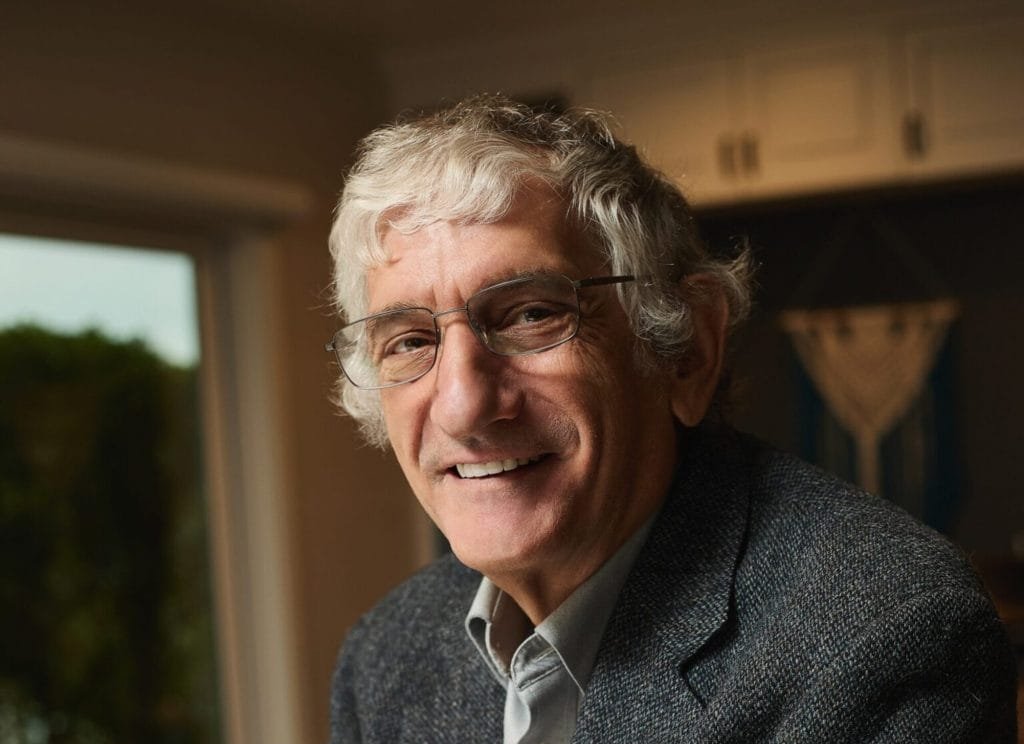 Aliança global liderada por John Martinis inicia projeto para construir supercomputador quântico escalável